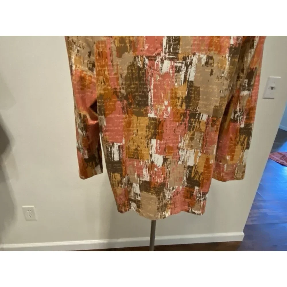Ruby Rd Womens Size L Top 3/4 Sleeve V-Neck Button Decor - Picture 10 of 10